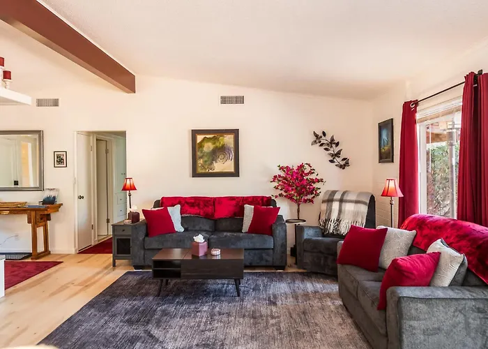 Myrinn- Classic Beauty With Firepit And Red Rock Views Sedona