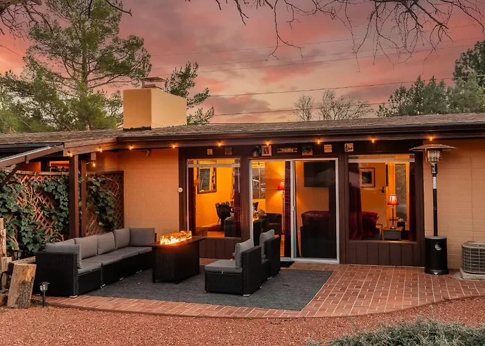 Myrinn- Classic Beauty With Firepit And Red Rock Views Sedona
